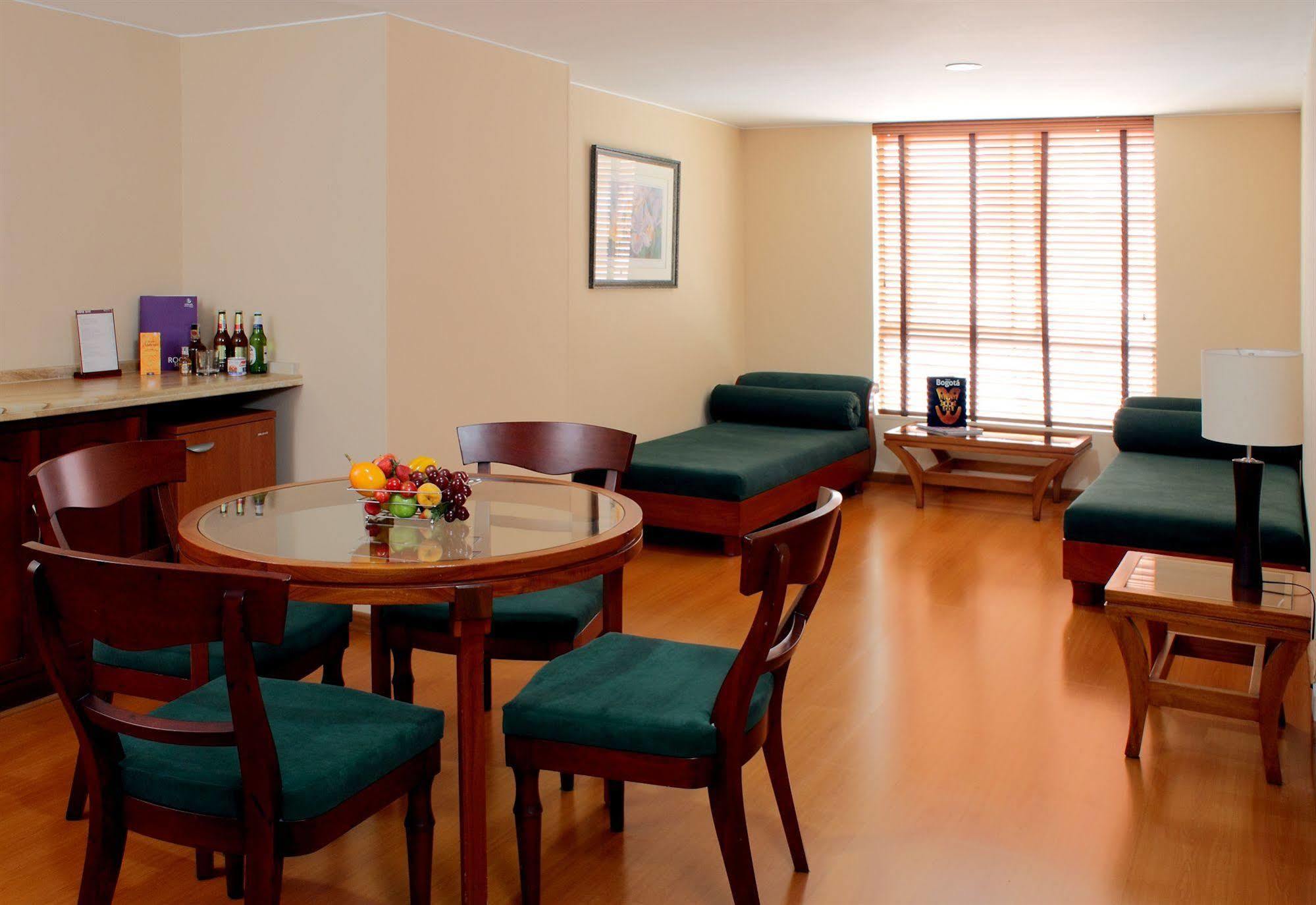 Hotel Estelar Suites Jones Bogotá Cameră foto