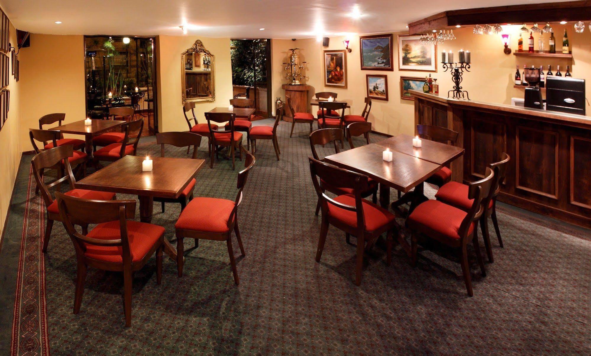 Hotel Estelar Suites Jones Bogotá Restaurant foto