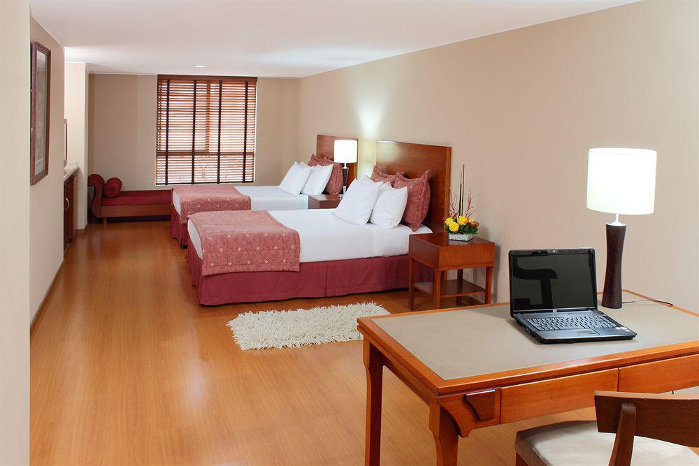 Hotel Estelar Suites Jones Bogotá Cameră foto